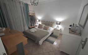 Chambre Dans Villa Avec Salle De Bain Et Piscine Privee